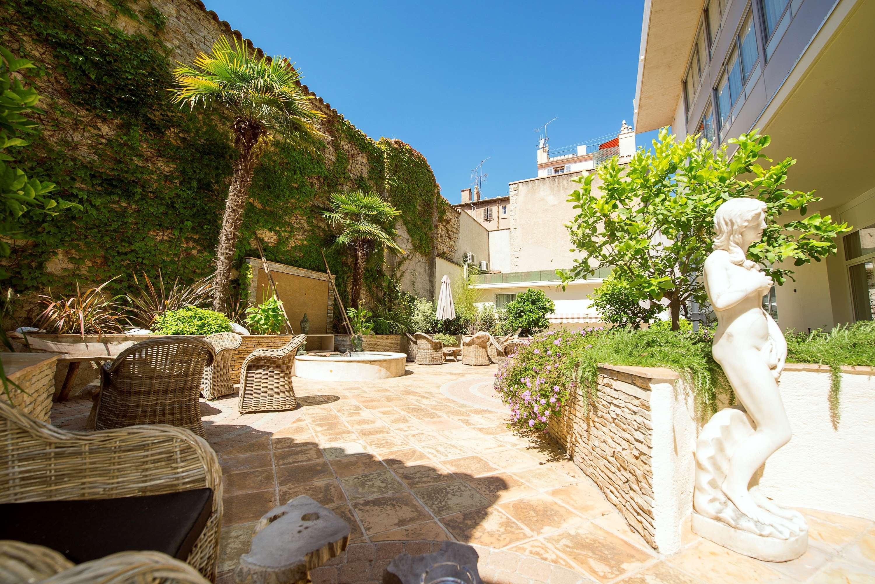 Hotel Best Western Le Patio des Artistes Wellness Jacuzzi à Cannes Extérieur photo