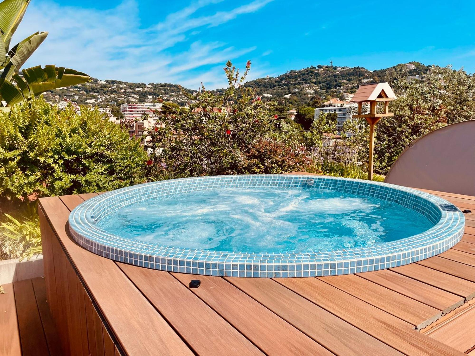 Hotel Best Western Le Patio des Artistes Wellness Jacuzzi à Cannes Extérieur photo